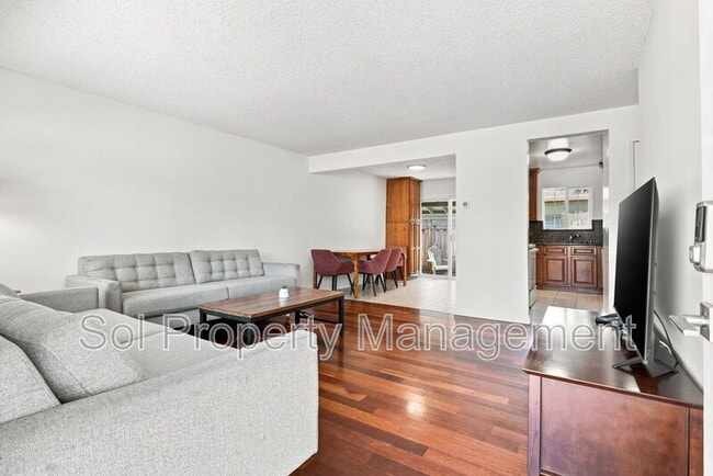 Photo - 426 Swift St