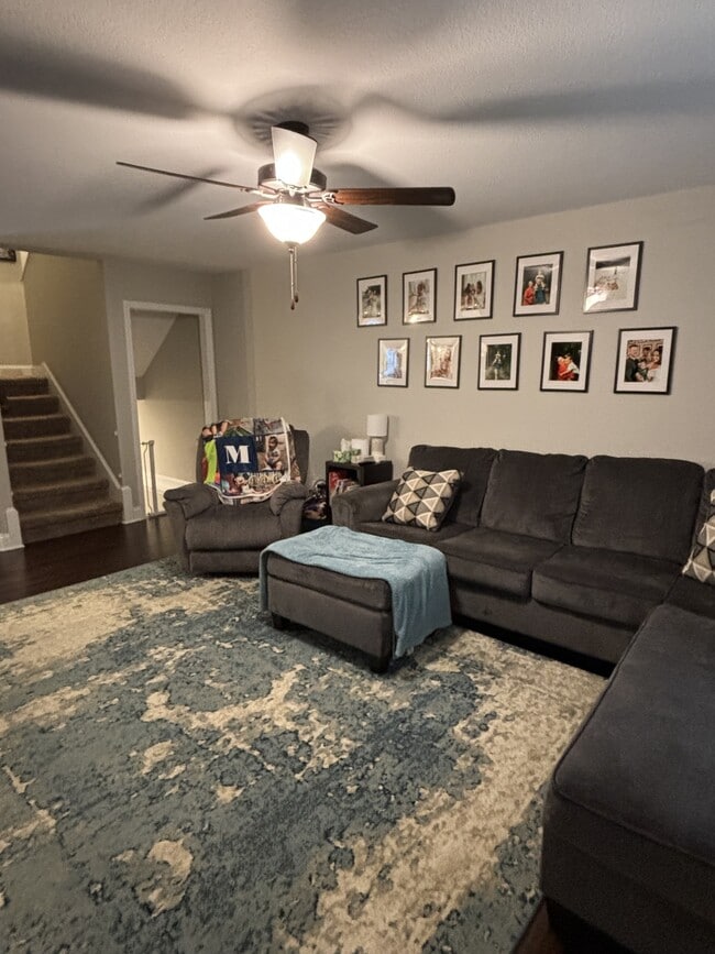 Photo - 7940 Poplar Grv Ln