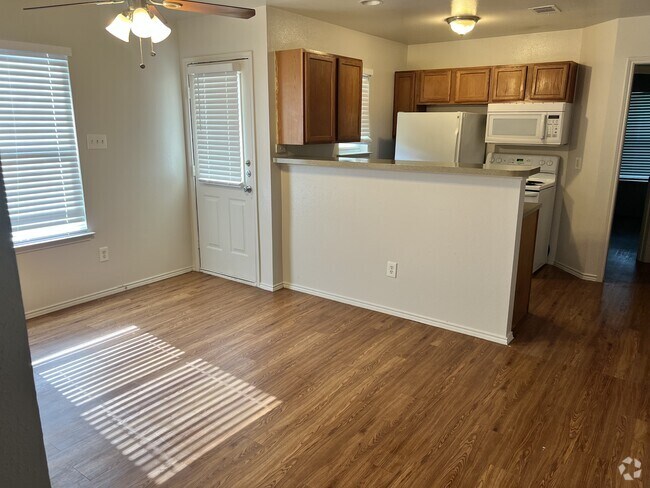 Building Photo - 7614 Downe Dr Rental