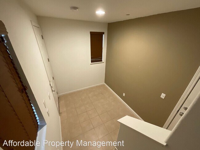 Photo - 2 br, 2.5 bath House - 1323 Westbury Drive