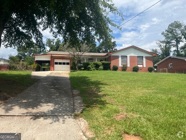 Building Photo - 1314 Greenbriar Dr Rental