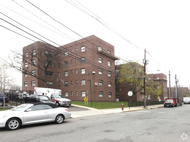 Oaks at Westminster - Oakwood Plaza Revitalization