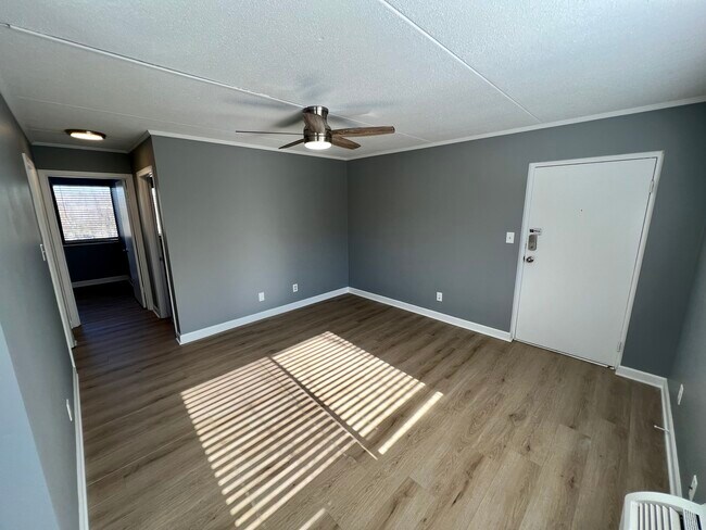 Main Living - 2718 Painter Ave Unit C108