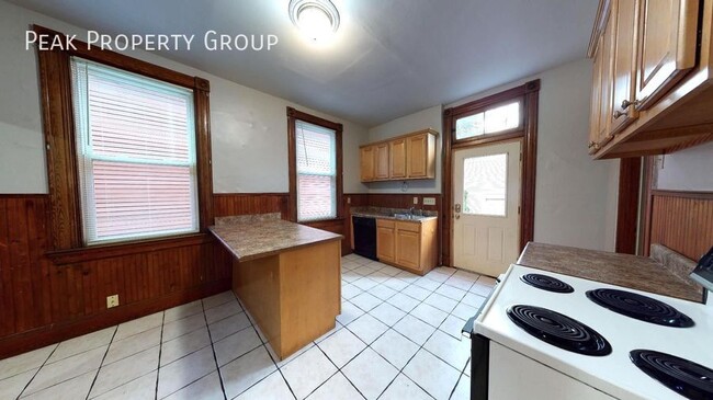Photo - 2319 Sauer Ave