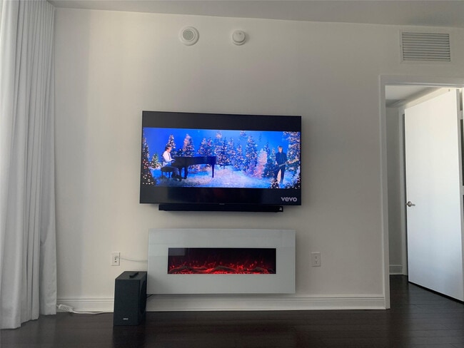 Photo - 495 Brickell Ave Unidad 2308