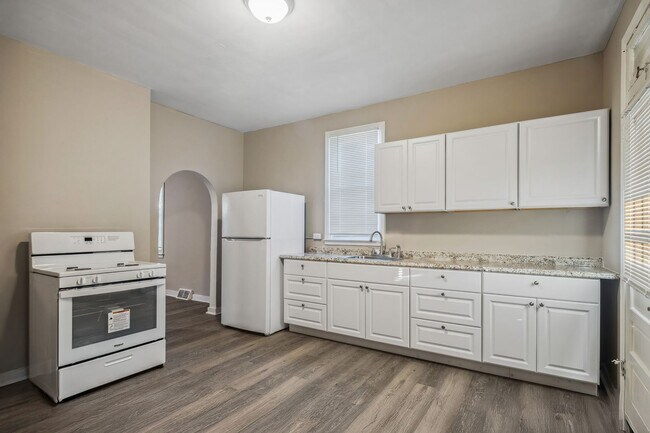 Photo - 122-124 Auriles St Unit 124 Auriles St