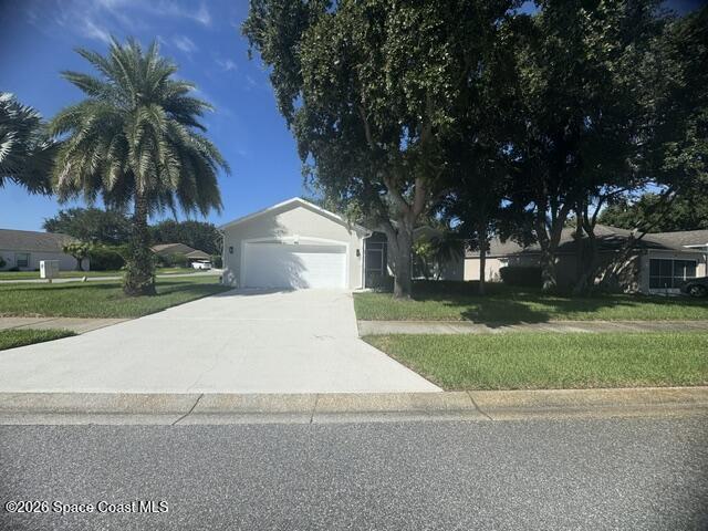 Building Photo - 982 Villa Dr