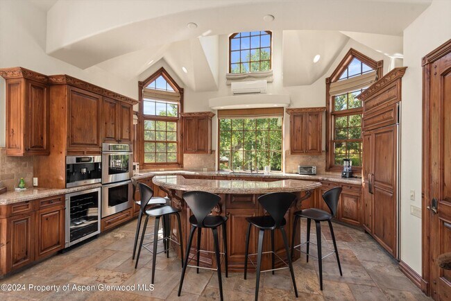 Photo - 71 Meadow Rd