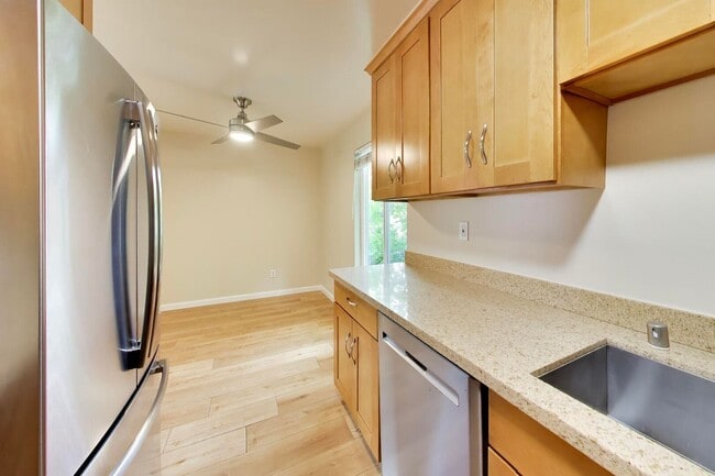 Photo - 1281 Ayala Dr Unit 01