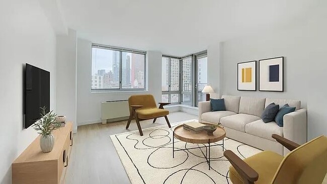 Building Photo - 448 W 37th St