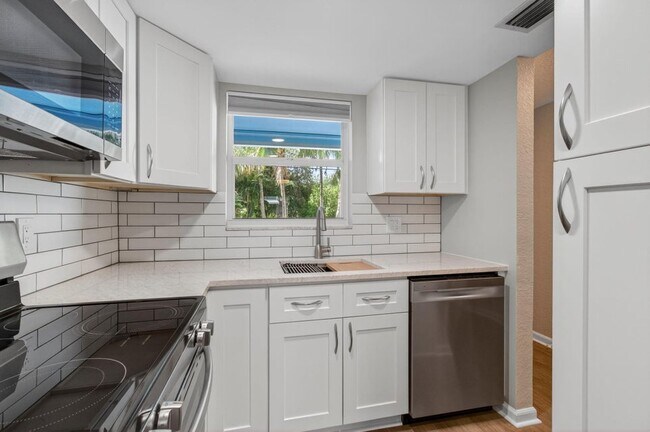 Photo - 750 Rider Rd