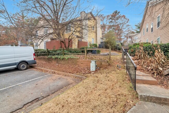 Building Photo - 1066 Rock Creek Ln Rental