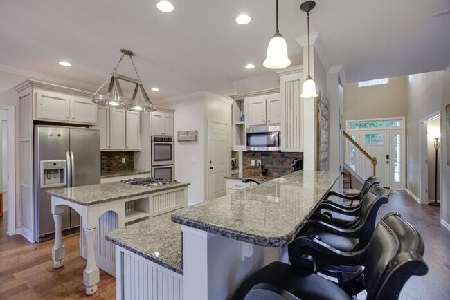 Photo - Pristine 5 Bed Fenced Franklin Home!