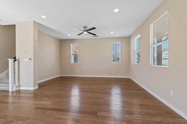 Photo - 20833 Grapevine Dr