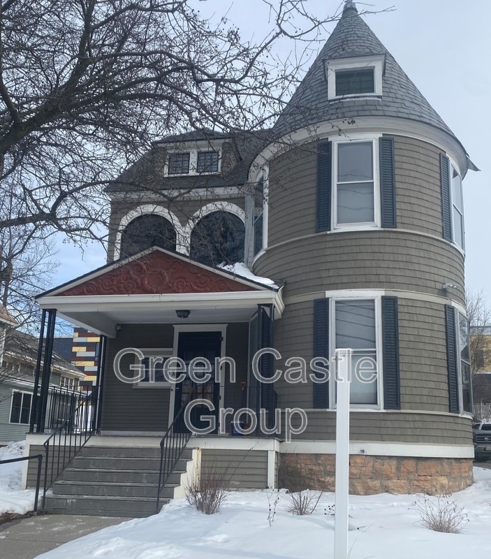 Photo - 96 S Union St