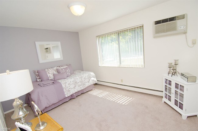 Photo - 1804 Hamilton Rd