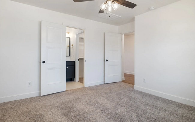 Photo - 409 Haven St