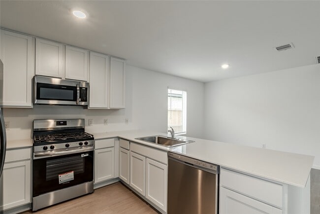 Photo - 18003 Valle Cupa Ln