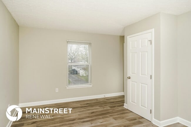 Photo - 2821 Rowan St