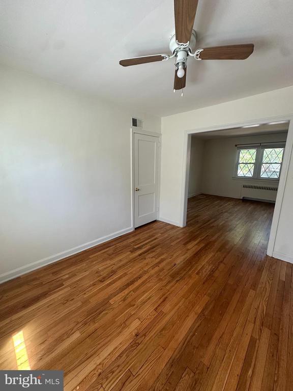 Building Photo - 131 Cherry Parke Unit B