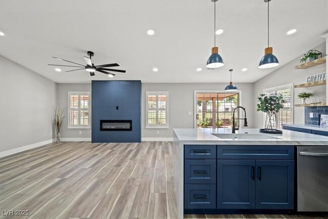 Building Photo - 5005 Cliffrose Dr Rental