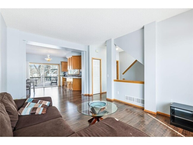 Photo - 10514 8th Ave N