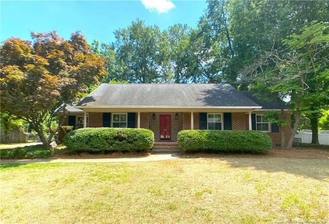 Building Photo - 2721 Mirror Lake Dr