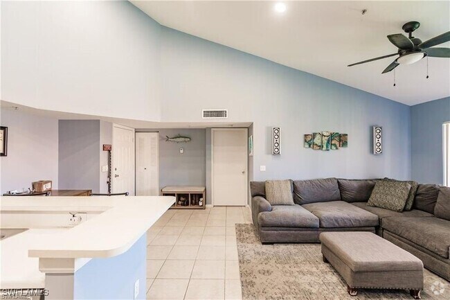 Building Photo - 1195 Wildwood Lakes Blvd Unit 6 Rental