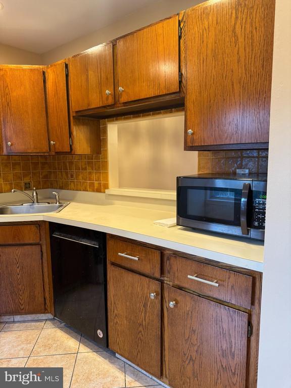 Photo - 286 Palombi Ct