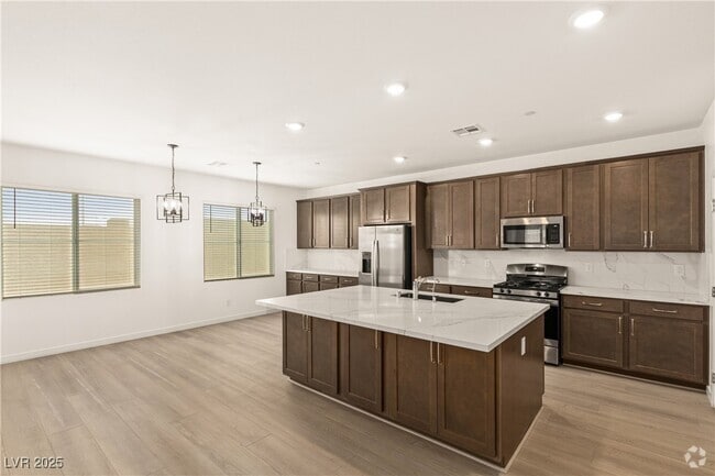 Building Photo - 478 Daphne Ter St Rental