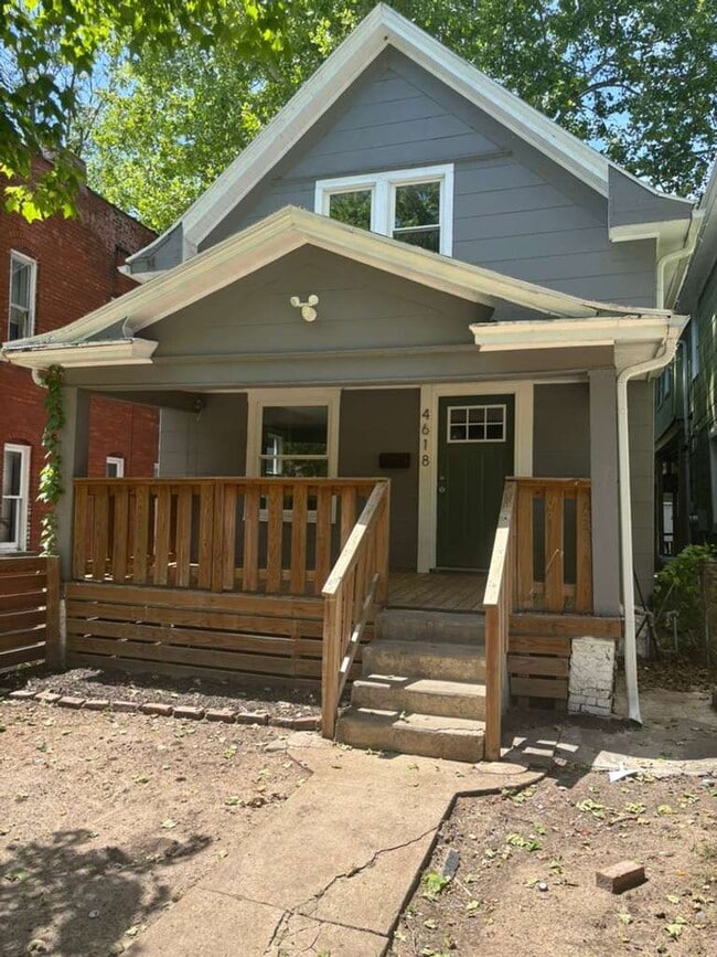 Building Photo - Renovated 3 Bedroom Near Plaza, Westport, UMKC & Rockhurst