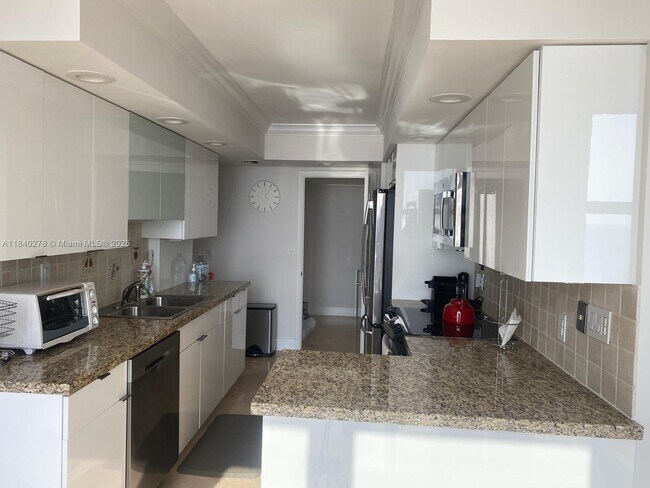 Photo - 1111 Crandon Blvd Unit B1107