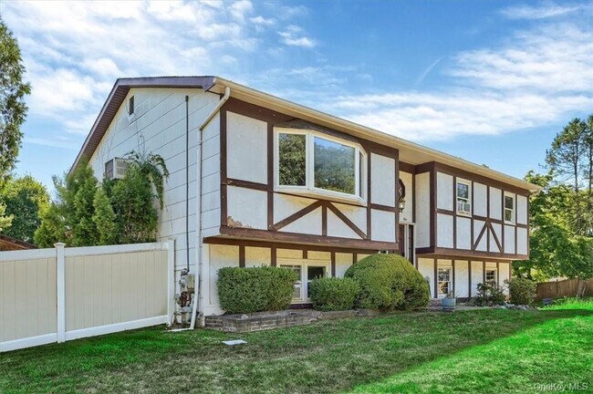 31 Gleason Dr