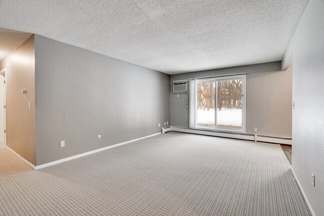 Whispering Pond Apartments