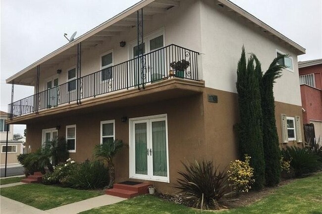 Photo - 1745 Orizaba Ave Unit B