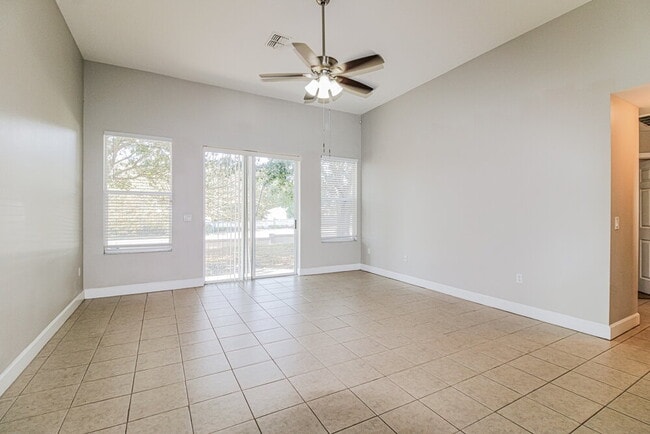 Photo - 5235 Greystone Dr