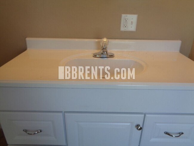 Photo - 735 Ferguson 5BR/5BA (Dayton)