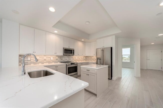 Photo - 125 Island Way Unit 504