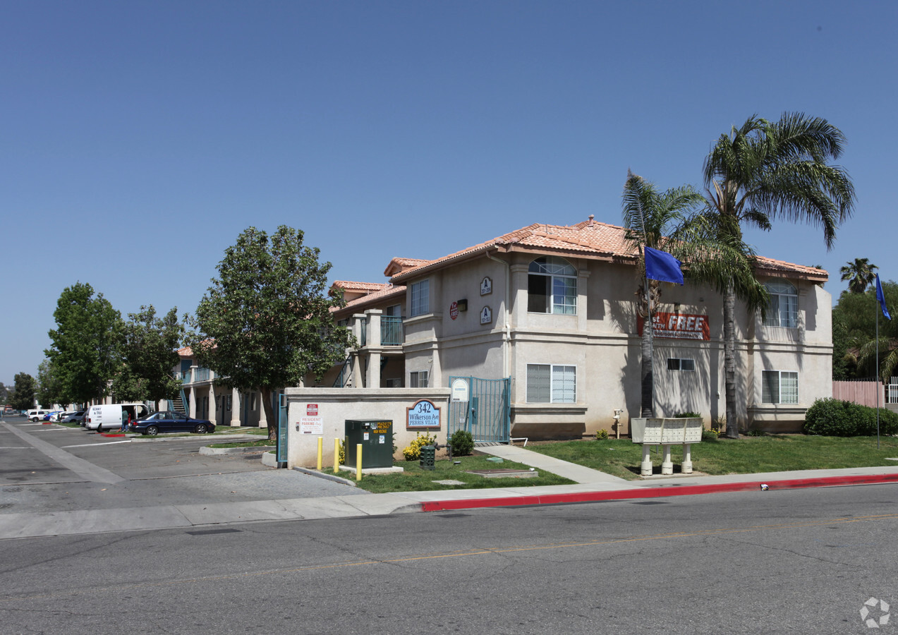 Perris Villas - Perris Villas Apartments