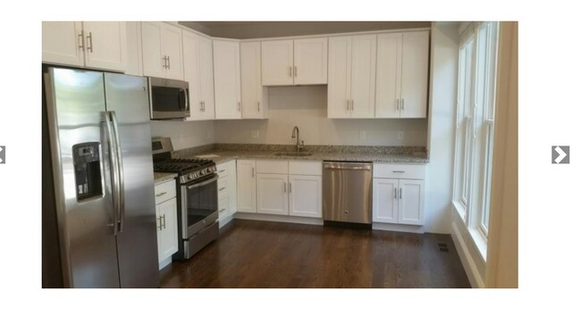 Photo - 2044 Beacon St Unit 2