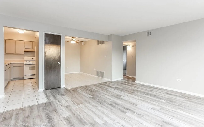 Photo - 10701 Keating Ave Unit 3D