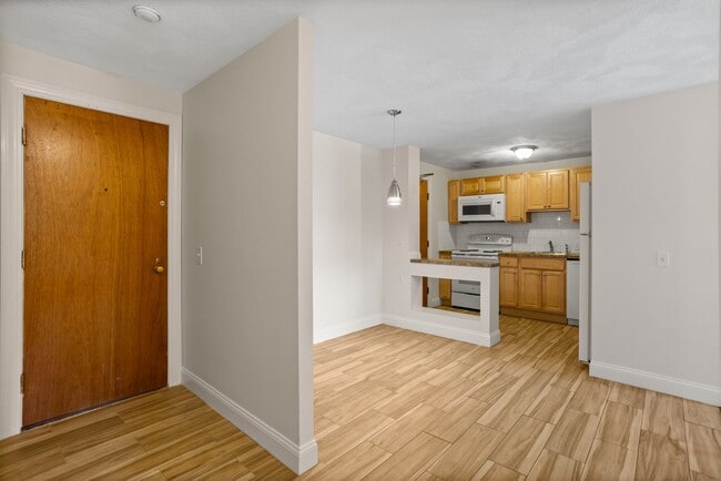 Photo - 17 Davis Rd Unit C9