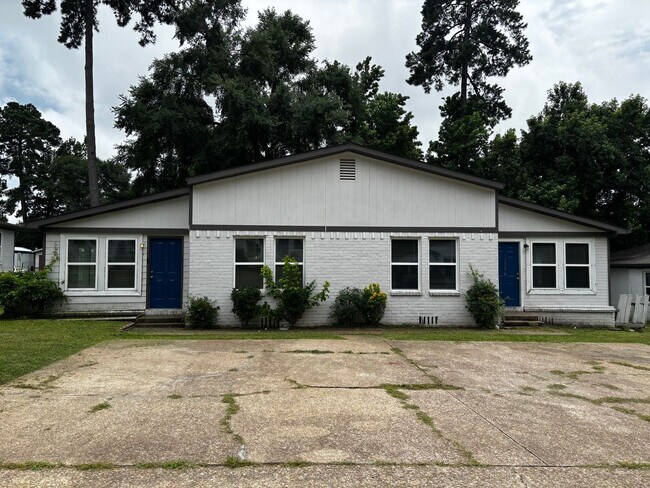 Photo - 4 Bedroom 2 Bath