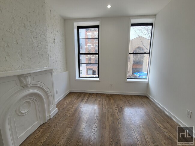 Photo - MALCOLM X BOULEVARD Unit 2