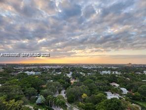Photo - 780 NE 69th St Unidad 1810