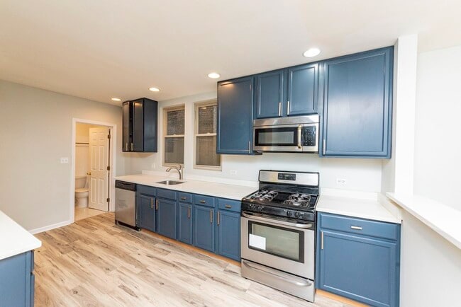 Photo - 6136 N Mozart St