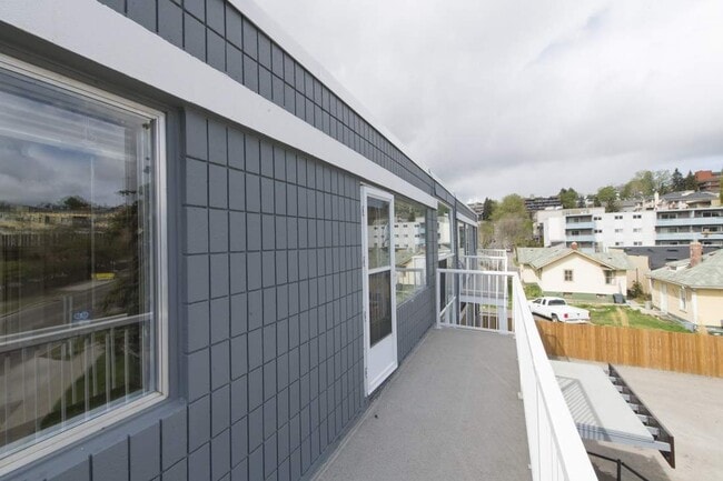 Photo - Edmonton Trail Apartments