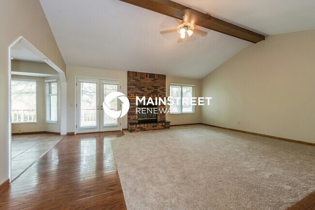 Photo - 3 Bedroom Pet-Friendly Home in Florissant,...