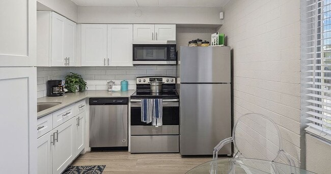 Building Photo - Westmount at Downtown Tempe Apartments