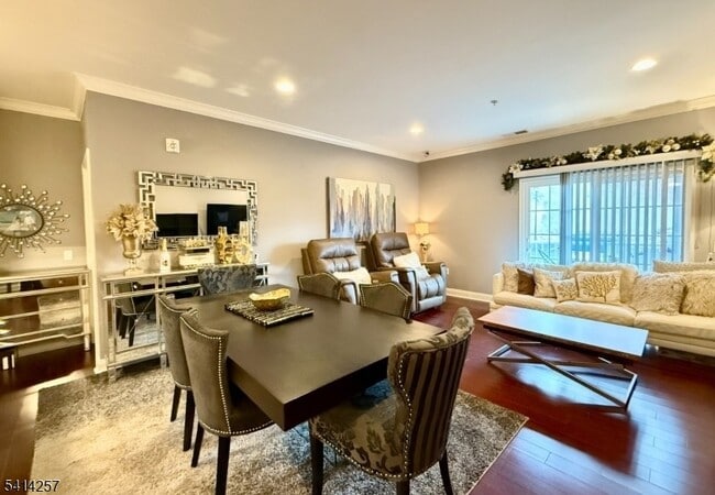 Building Photo - 3101 Ramapo Ct Unit 3101